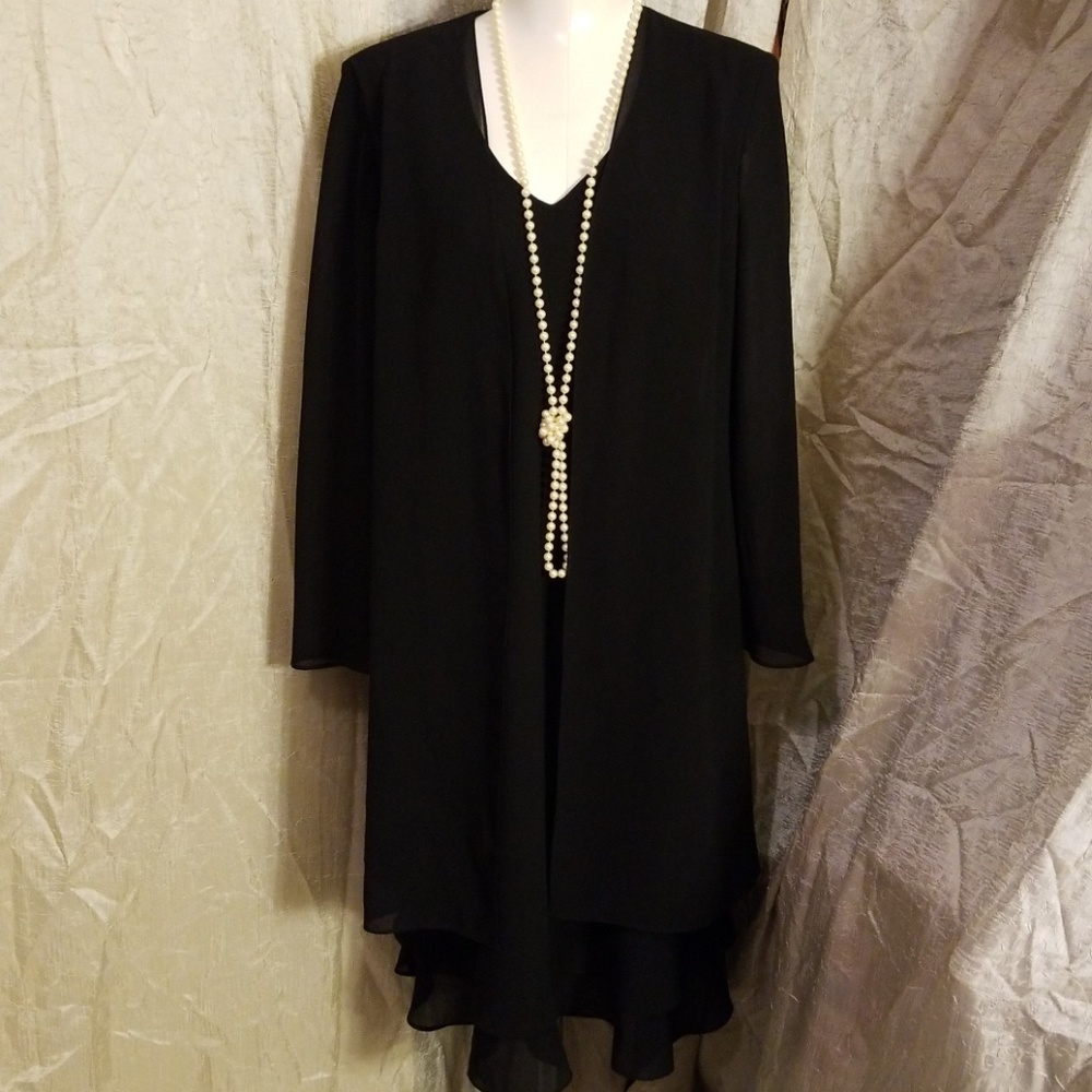 Beautiful black dress. Last call!